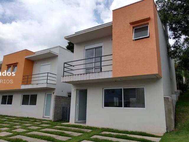 Venda em Jardim Pioneiro - Cotia