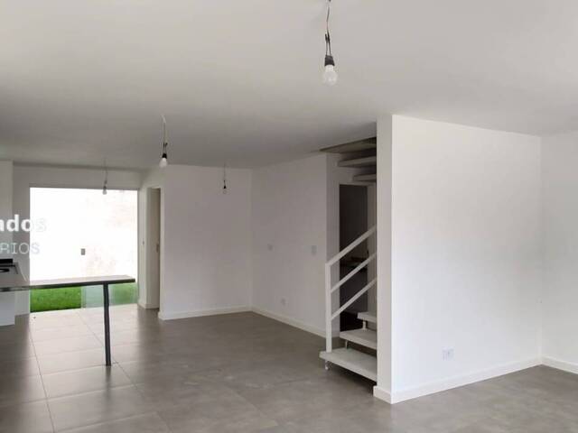 Casa em condomínio para Venda em Cotia - 3