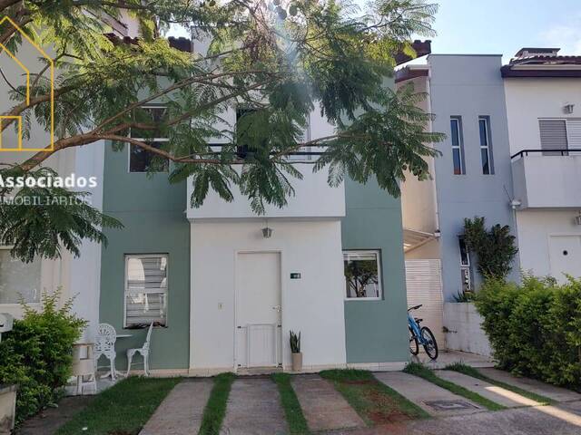 #251 - Casa em condomínio para Locação em Cotia - SP