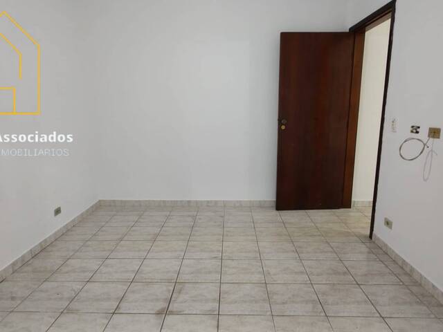 Casa para Venda em Cotia - 4