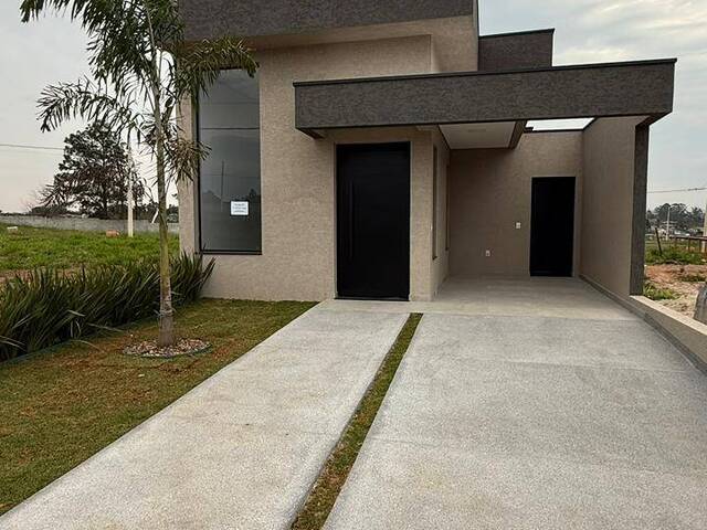 Venda em Das Pedras - Cotia