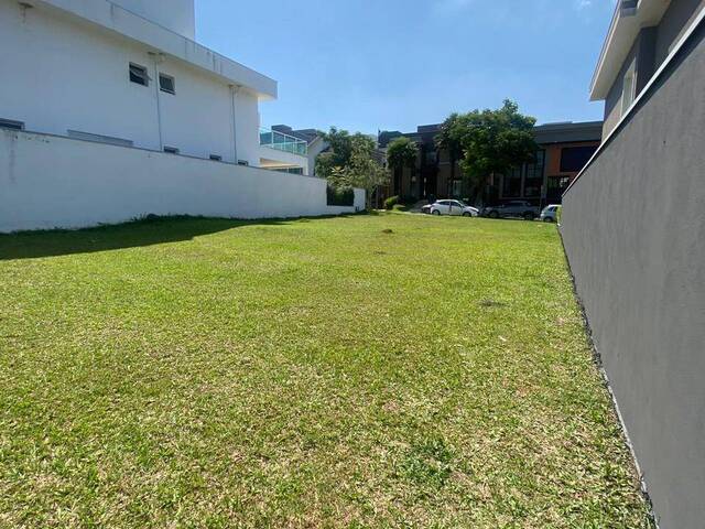 #446 - Terreno em condomínio para Venda em Santana de Parnaíba - SP - 2