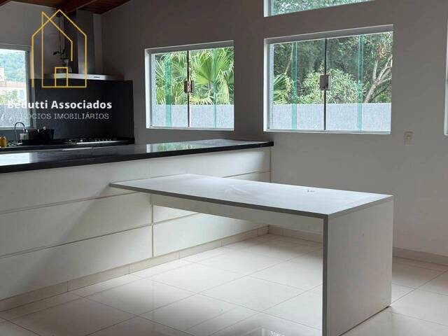 Casa para Venda em Cotia - 4